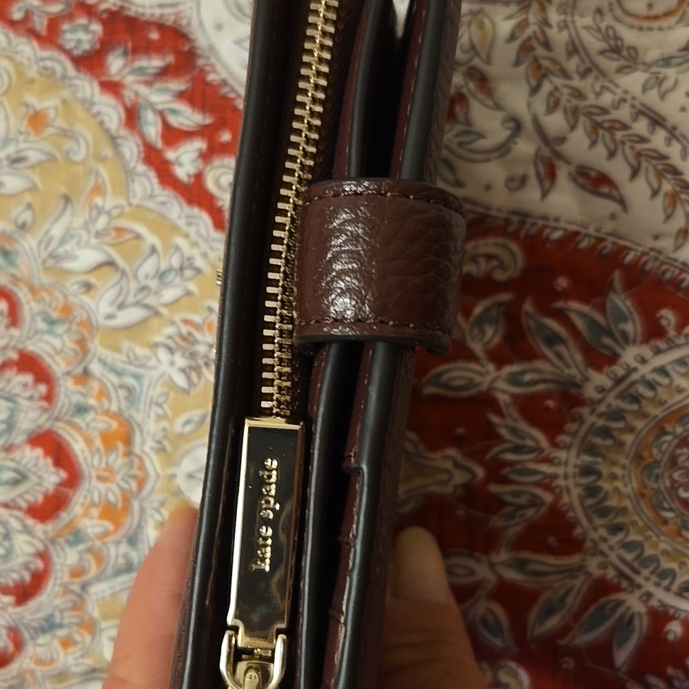 Kate Spade - Picture 2 of 5